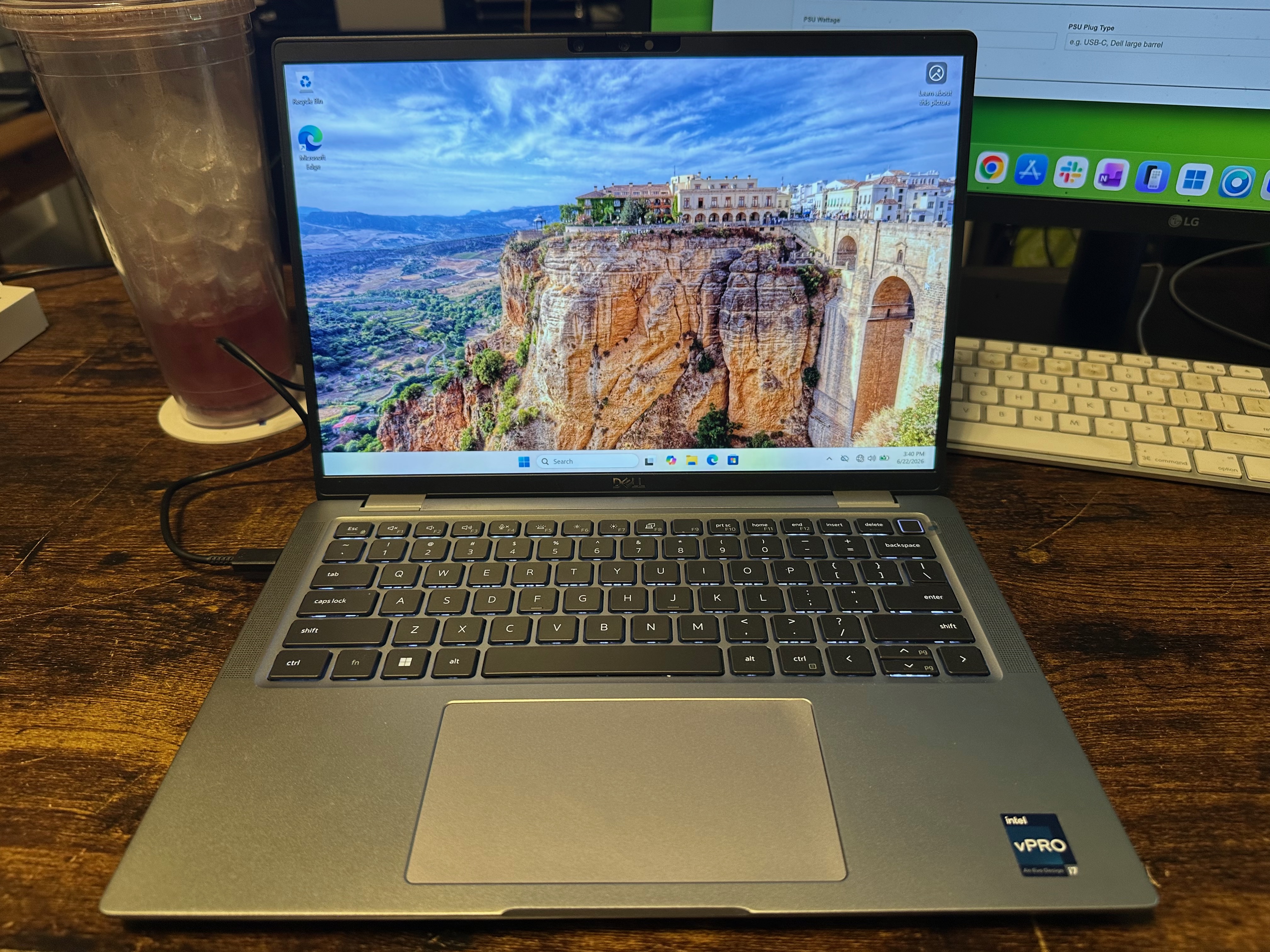 Dell Latitude 7440